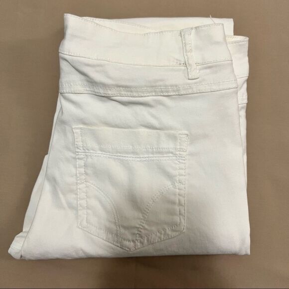 Chocolate USA super stretchy jeans in a size large. - Picture 5 of 7